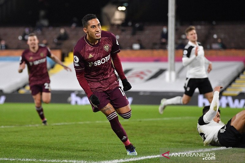 Leeds United Permalukan Fulham di Kandang
