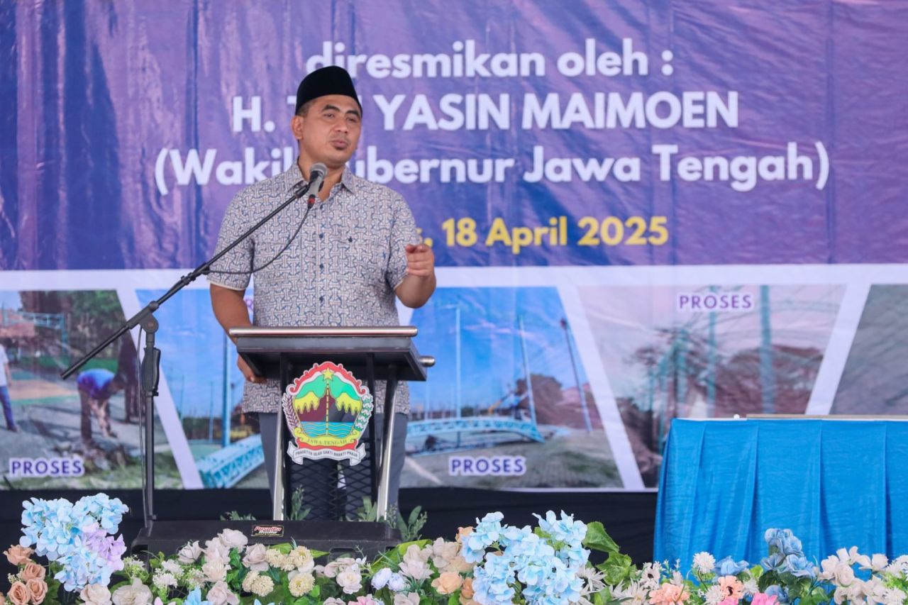 Wakil Gubernur Jawa Tengah, Taj Yasin Maimoen usai meninjau pelaksanaan program MBG di Kabupaten Kudus, Jumat (18/4/2025)
