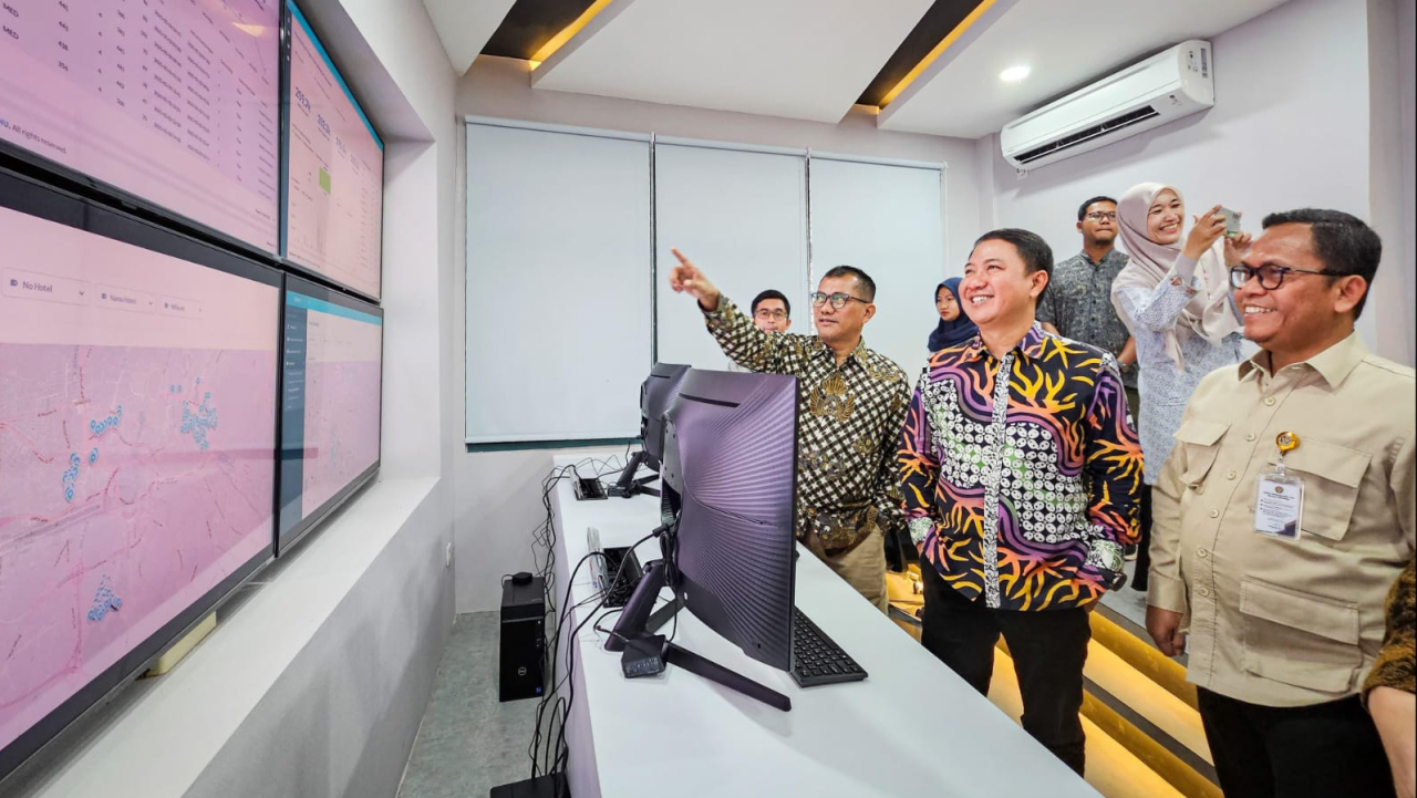 Kemenag Luncurkan Hajj Command Center, Pusat Kendali Layanan Haji Digital