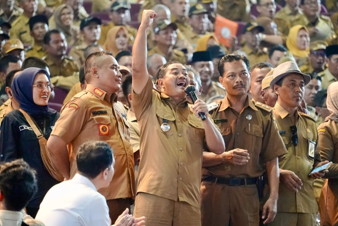 Dialog Percepatan Musyawarah Desa Khusus Pembentukan Koperasi Desa/Kelurahan Merah Putih yang digelar di Holy Stadium, Kota Semarang, Selasa (6/5/2025)