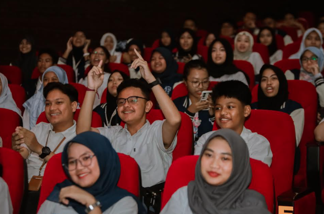 pemuda dari 98 kota se-Indonesia dalam kegiatan Youth City Changers (YCC) 2025 bertema “Orang Muda untuk Negeri” yang berlangsung di Balai Budaya, Surabaya, Rabu (7/5/2025).