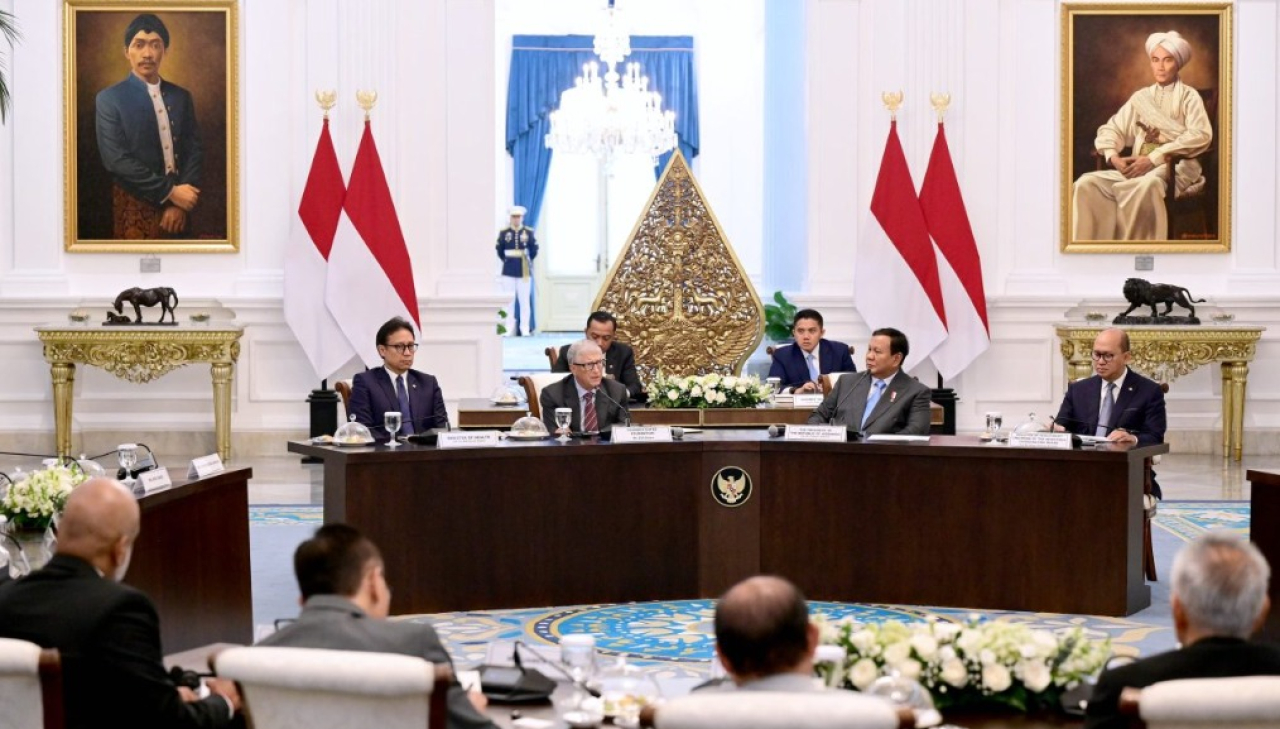 Presiden Republik Indonesia, Prabowo Subianto, menerima kunjungan kehormatan tokoh filantropi dunia sekaligus pendiri Gates Foundation, Bill Gates, di Istana Merdeka, Jakarta, pada Rabu, 7 Mei 2025. Foto: BPMI Setpres/Muchlis Jr