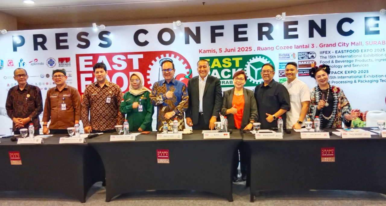 konferensi pers EastFood (Indonesia International Food Exhibition/IIFEX) dan EastPack Surabaya 2025