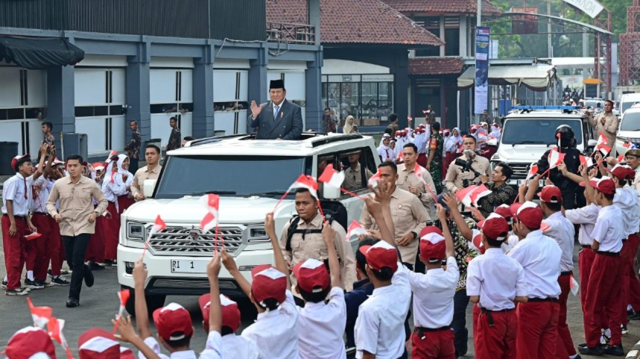 Presiden Prabowo Subianto hadir dalam pameran pertahanan Indo Defence 2025 Expo & Forum, yang digelar di JIEXPO Kemayoran, Jakarta, pada Rabu, 11 Juni 2025. Foto: BPMI Setpres/Muchlis Jr
