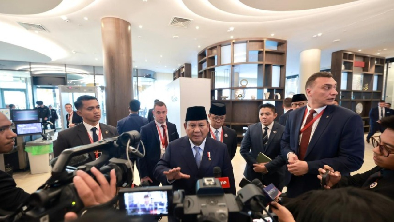 Presiden Republik Indonesia Prabowo Subianto menyampaikan prinsip Indonesia atas konflik global dalam pleno St. Petersburg International Economic Forum (SPIEF) 2025 di ExpoForum Convention and Exhibition Centre, St. Petersburg, Rusia, pada Jumat, 20 Juni 