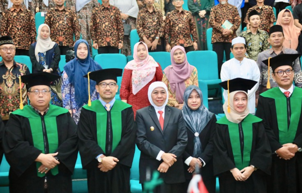 tiga orang penerima beasiswa LPPD Jatim lulus mendapatkan gelar doktor dari Universitas Islam Negeri Sunan Ampel (UINSA) Surabaya.