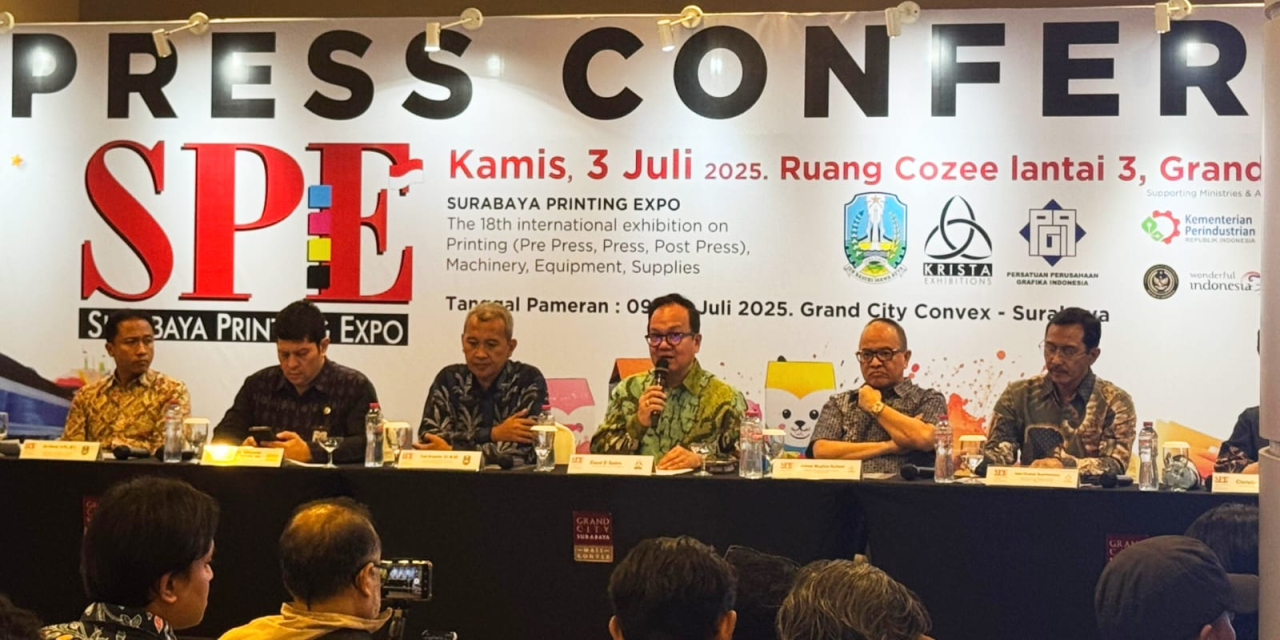konferensi pers perhelatan akbar industri grafika melalui Surabaya Printing Expo (SPE) 2025, yang akan digelar pada 9–12 Juli 2025 di Grand City Convention Center