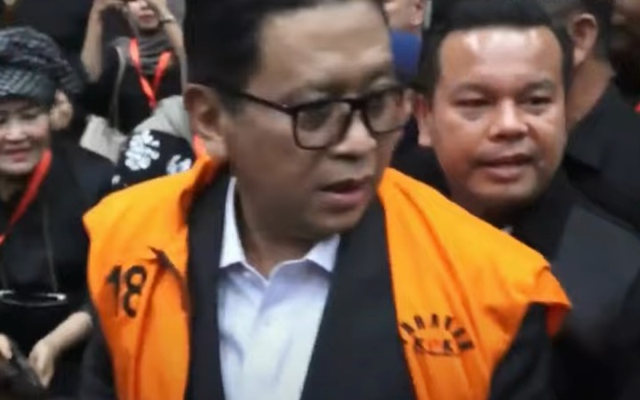 Sekretaris Jenderal Dewan Pimpinan Pusat (DPP) PDI Perjuangan, Hasto Kristiyanto Dalam sidang pembacaan nota pembelaan atau pleidoi di Pengadilan Tindak Pidana Korupsi (Tipikor), Jakarta, Kamis (10/7/2025)