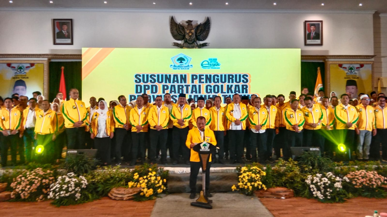 Sarmuji Lantik Pengurus Golkar Jatim 2025–2030, Beri Pekerjaan Rumah Berat untuk Ali Mufthi