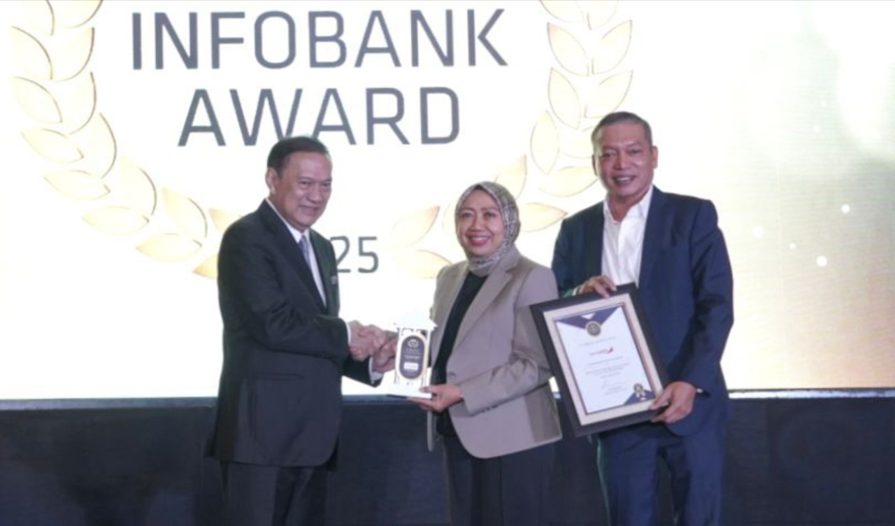 Bank Jatim sukses mendapat dua penghargaan sekaligus dalam ajang Infobank Award 2025 yang diselenggarakan oleh Majalah Infobank