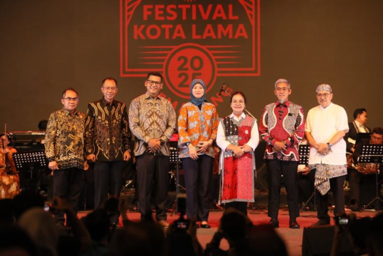 Sekda) Provinsi Jawa Tengah, Sumarno, melontarkan gagasan penting: integrasi kawasan wisata Kota Lama dengan heritage Lawang Sewu.