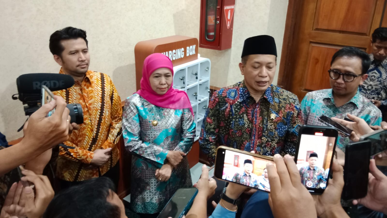 Khofifah dan Ferry Bunyikan Otok-otok, Tanda Gerakan Koperasi Jatim Masuki Babak Baru