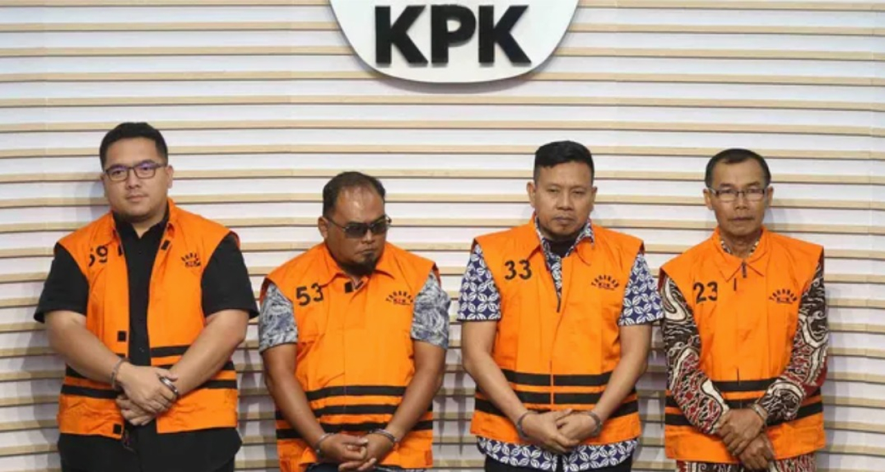 KPK Tahan Empat Tersangka Korupsi Hibah Jatim: Bayang-bayang Skandal Pokmas Kembali Menguat