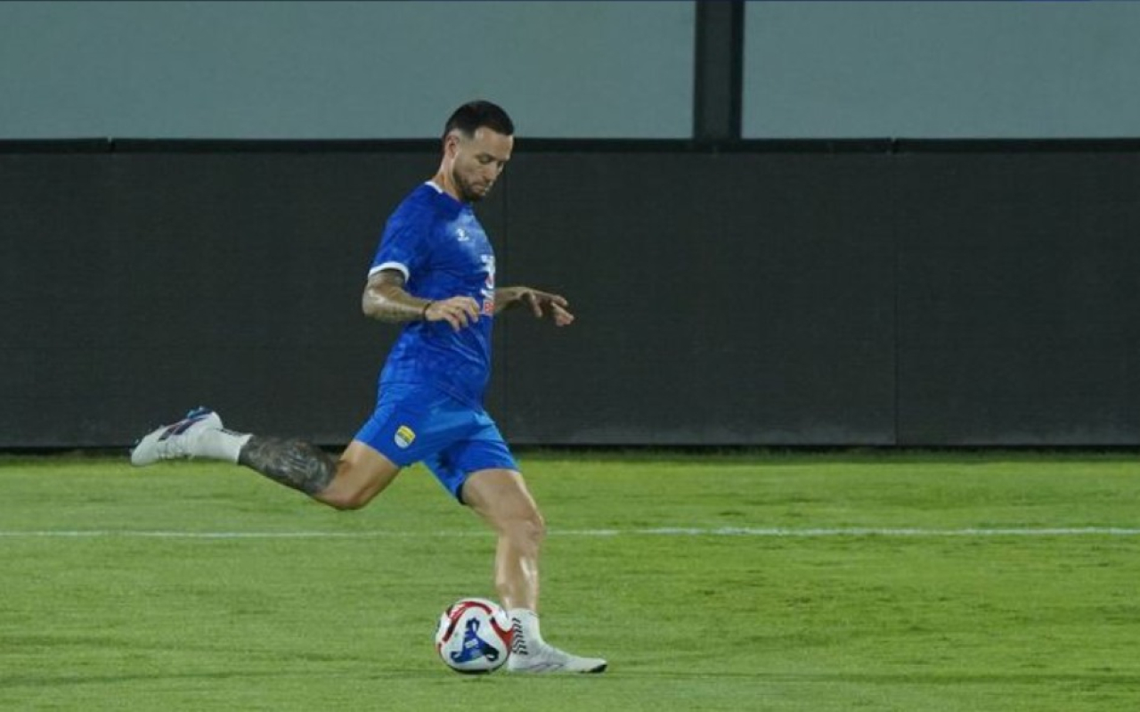 Marc Klok Ingin PERSIB “Reset” Fokus Hadapi Bali United: Euforia Boleh, Lengah Jangan