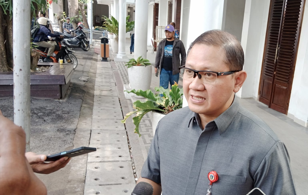 Kepala Dindik Jatim, Aries Agung Paewai