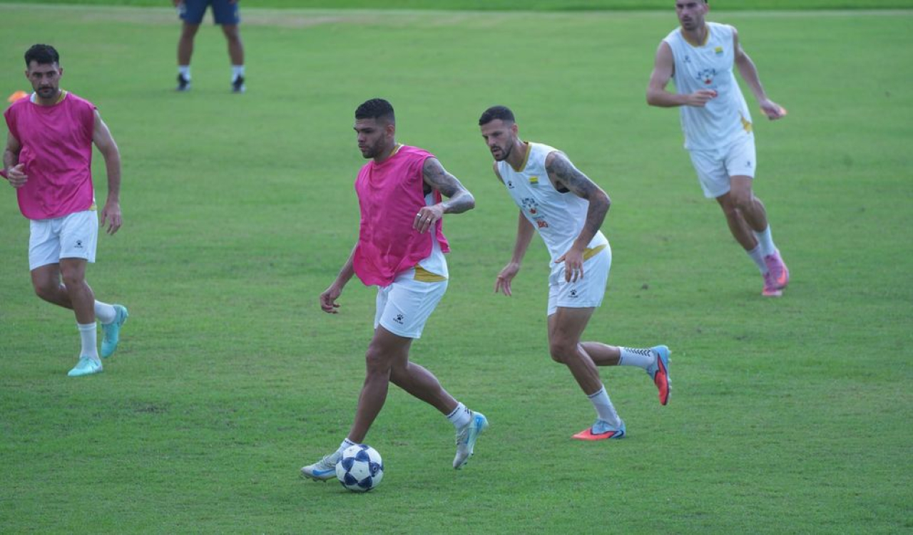 PERSIB Jaga Fokus dan Energi Jelang Tantangan Berat di Markas Selangor FC