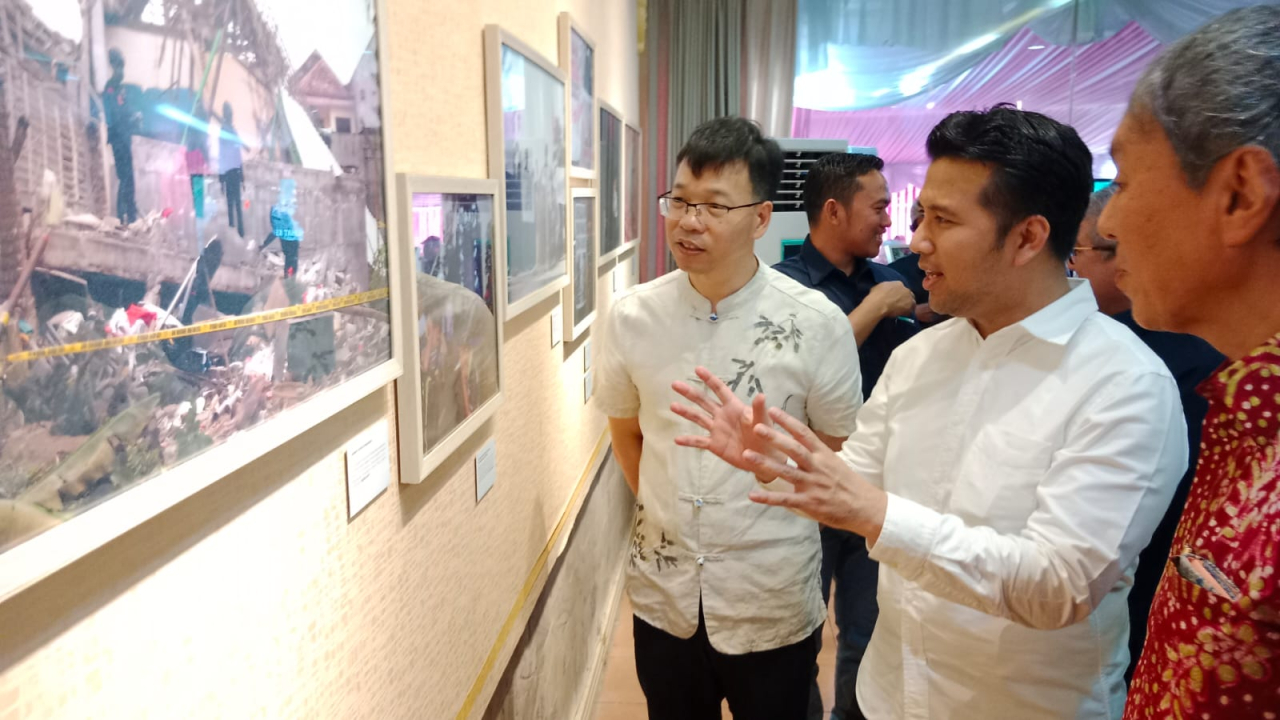 Wakil Gubernur Jawa Timur Emil Elestianto Dardak menghadiri puncak peringatan Hari Ulang Tahun (HUT) ke-88 Perum LKBN ANTARA