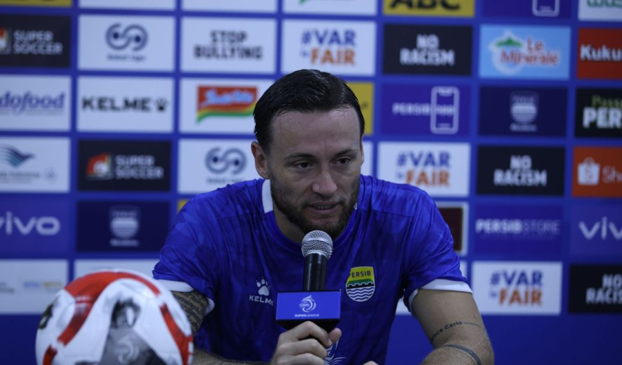 PERSIB Siap Bentrok dengan Pemuncak Klasemen, Hodak Minta GBLA Bergelegar