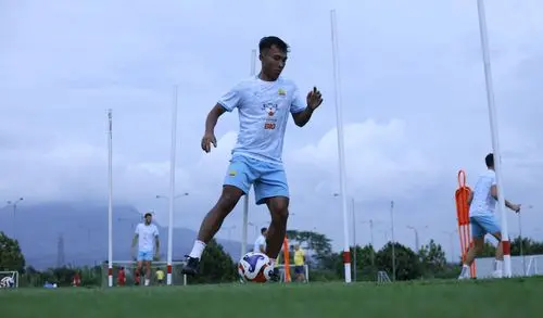 Robi Darwis Kembali, PERSIB Bidik Kebangkitan di GBLA