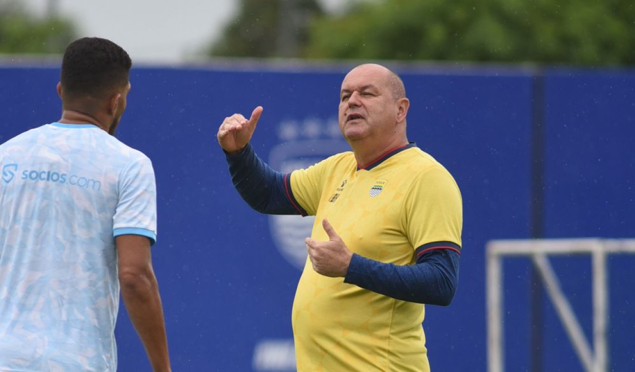PERSIB Matangkan Strategi, Siap Lanjutkan Dominasi di Puncak Klasemen