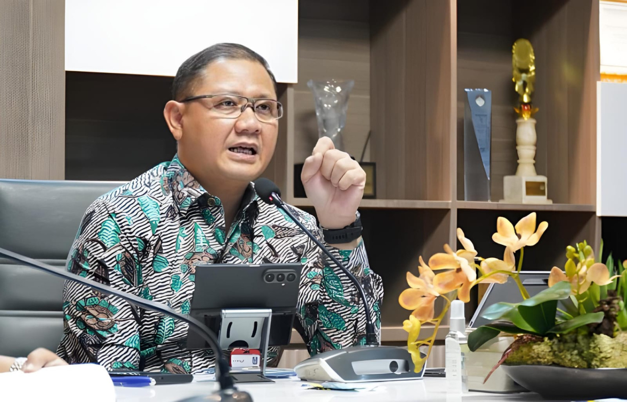 Kepala Dinas Pendidikan Jawa Timur, Aries Agung Paewai