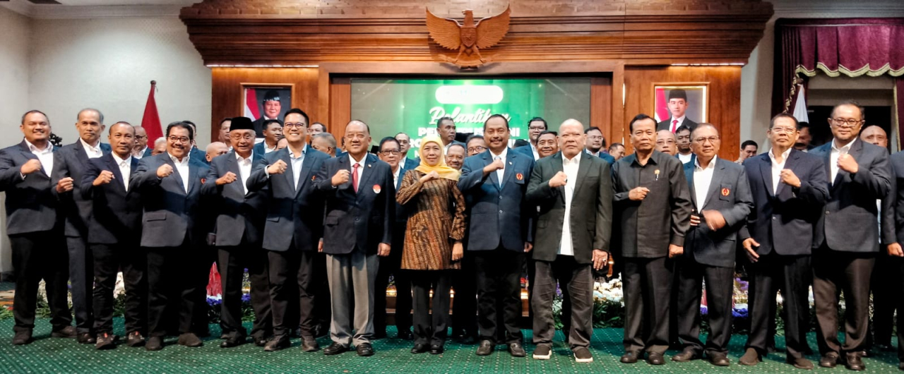 Khofifah Tegaskan Sinergi dan Sport Science di Pelantikan KONI Jatim 2025–2029