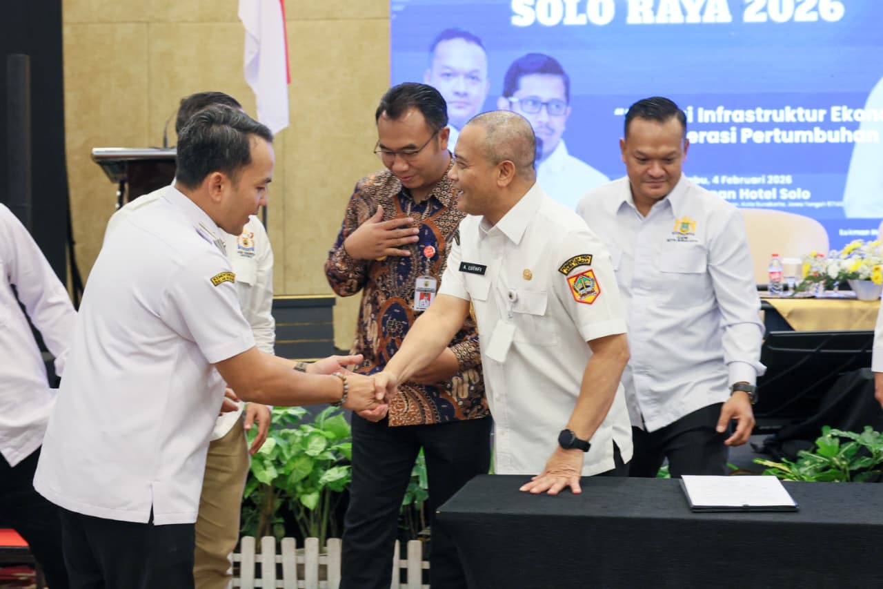 Jelang Mudik Lebaran 2026, Gubernur Jateng Minta Daerah Prioritaskan Pemantapan Jalan