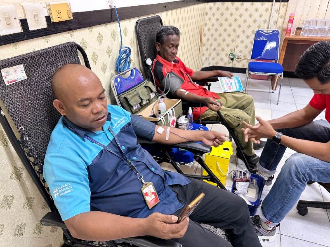 Dalam rangka memperingati Bulan Keselamatan dan Kesehatan Kerja (K3) Nasional Tahun 2026, PT Angkasa Pura Indonesia Bandara Internasional Pattimura Ambon menggelar aksi kemanusiaan donor darah.