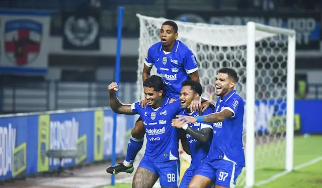 Pangeran Biru Uji Mental di Surabaya, Hodak Yakin Pulang Bawa Poin