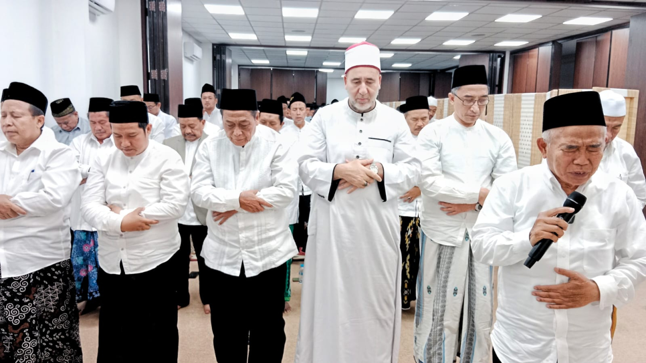 Istighotsah JKSN Menggema dari Surabaya, Doa untuk Negeri dan Seruan Keadilan Dunia