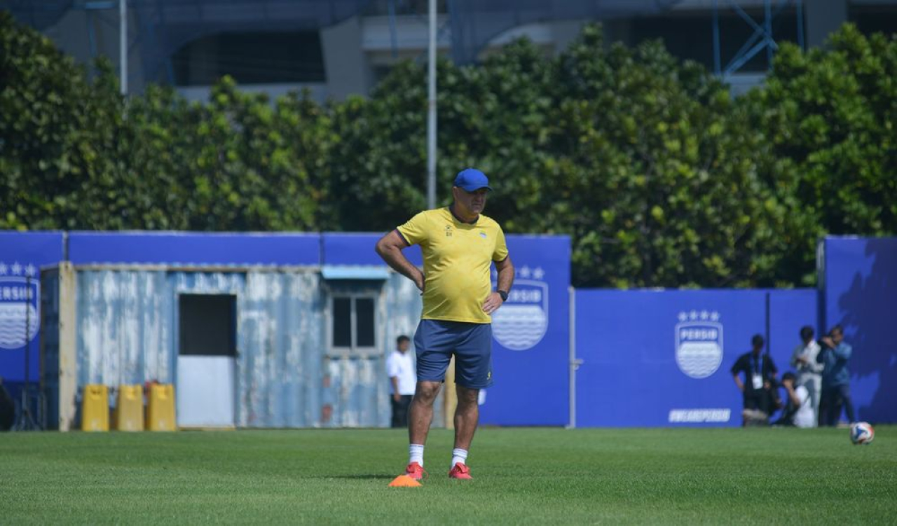 Pelatih Persib Bandung, Bojan Hodak