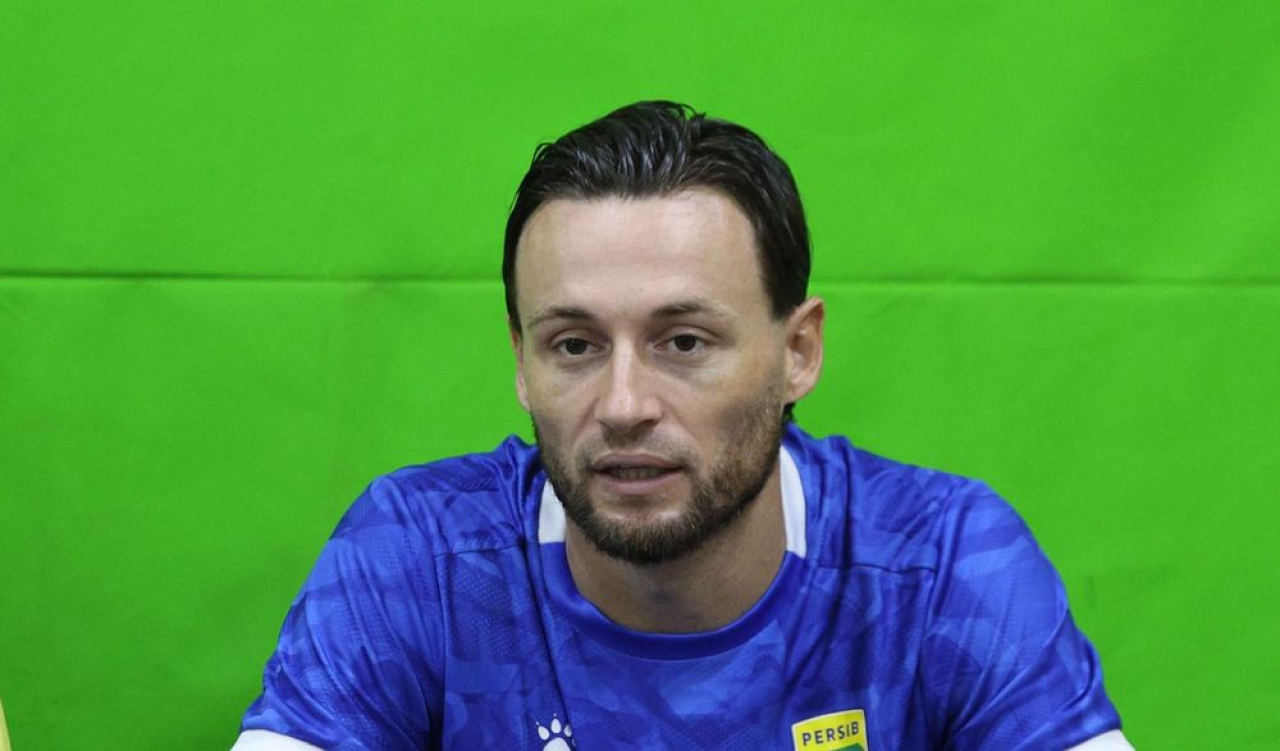 gelandang Persib Bandung, Marc Klok