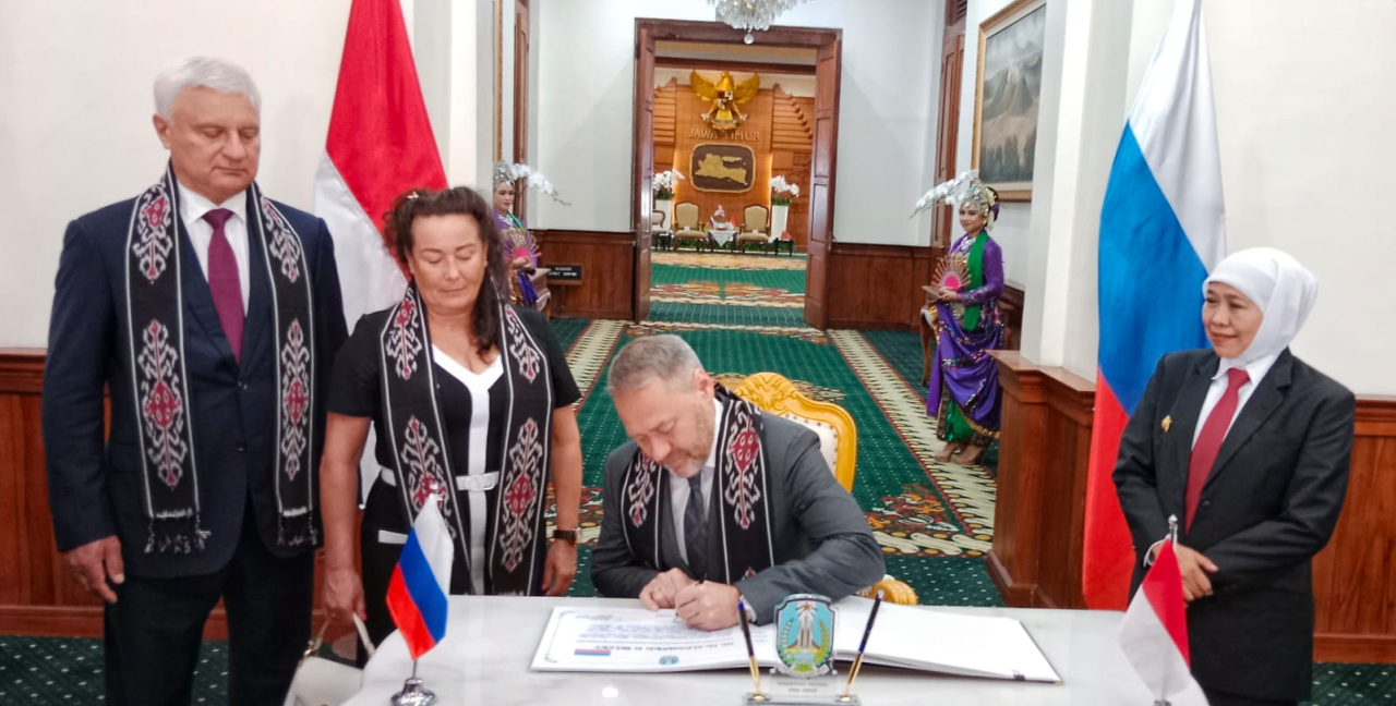 Jatim dan Saint Petersburg Perkuat Kemitraan Strategis, Bidik Industri Kapal Cepat hingga Pengembangan Cancer Center