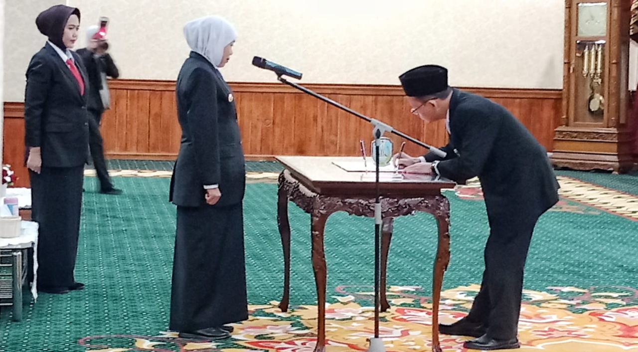Kepala BPKP Jatim Resmi Berganti, Khofifah Tekankan Pengawasan Pembangunan yang Akuntabel