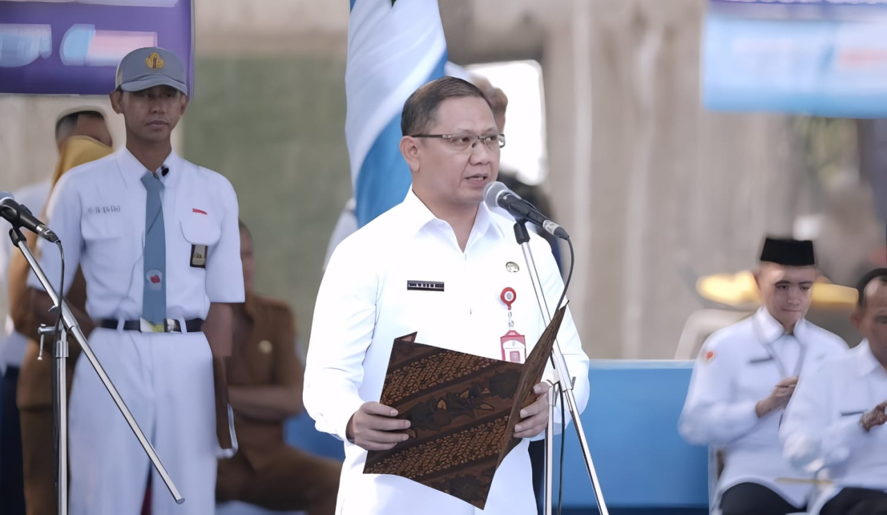 Dindik Jatim Bagikan 42 Ribu Seragam Gratis, MPLS Ramah Tekankan Integritas dan Antiperundungan