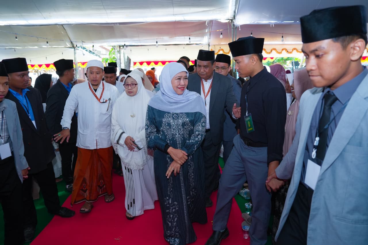 Khofifah Ajak Jamaah At-Tijaniyah Perkuat Ketakwaan dan Ukhuwah