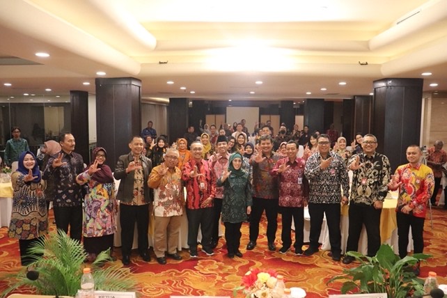 Dispendukcapil) menggelar sosialisasi Identitas Kependudukan Digital (IKD).