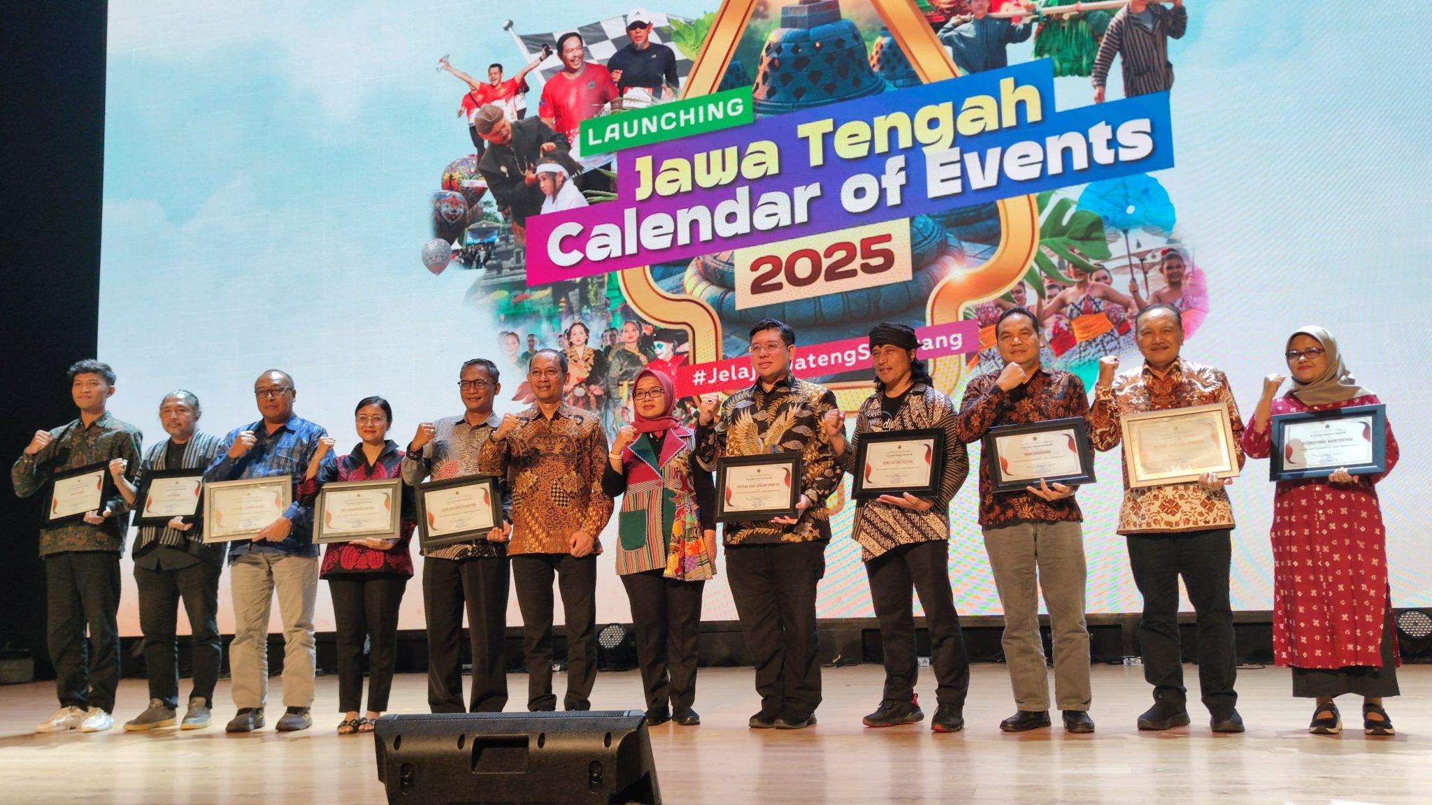 Pertunjukan balon udara tradisional khas Wonosobo, Java Balloon Attraction, berhasil mencetak prestasi dengan masuk dalam daftar Top 10 Event Pariwisata Jawa Tengah 2024.