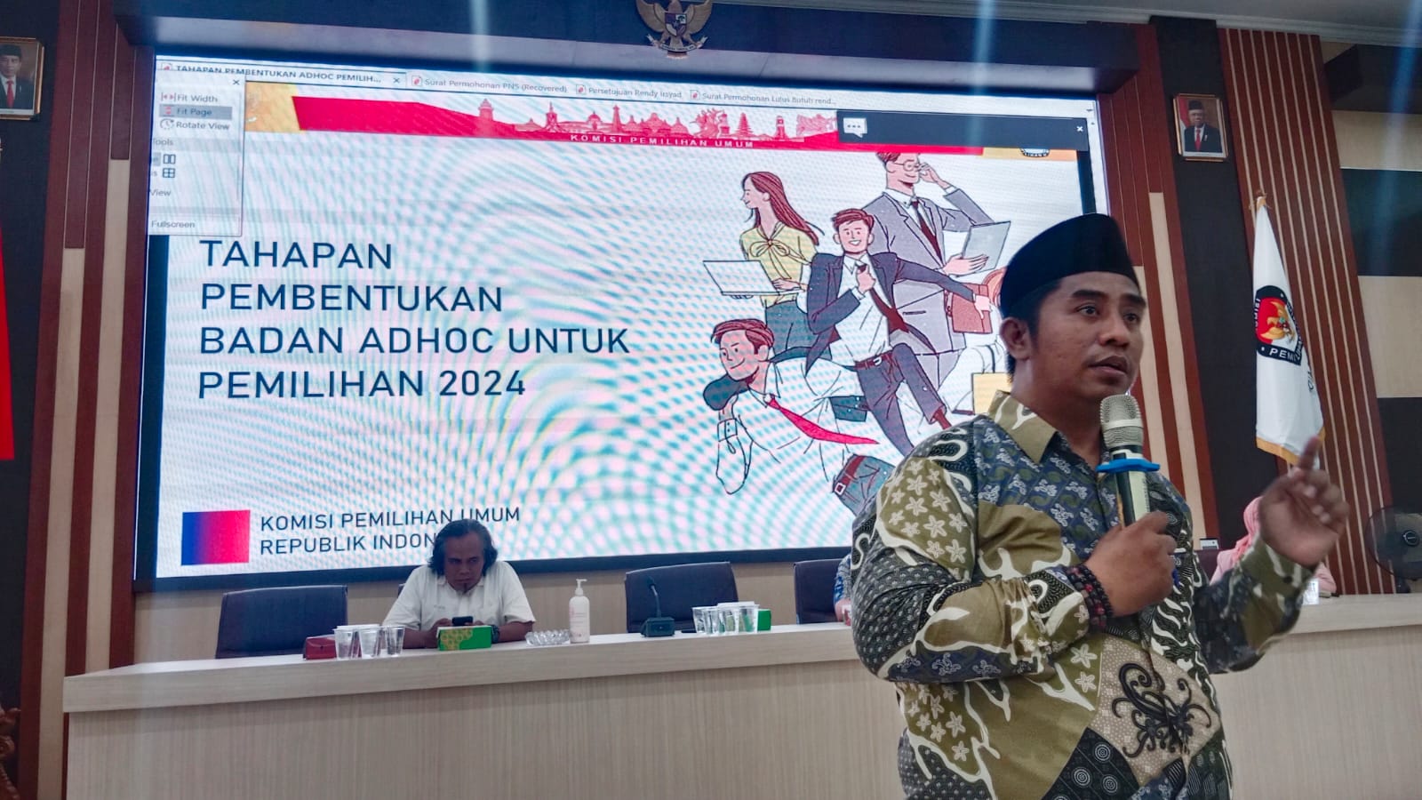 Komisioner KPU Kota Surabaya Divisi Sosialisasi Pendidikan Pemilih, Partisipasi Masyarakat, dan SDM, Subairi