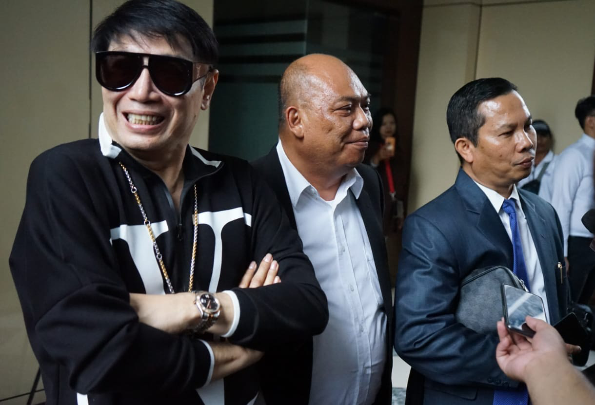 Pindah Agama, Desainer Adjie Notonegoro Ngaku Bertemu Tuhan 2 Kali