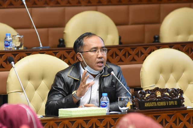 Anggota Komisi V DPR RI Suryadi Jaya Purnama. ist