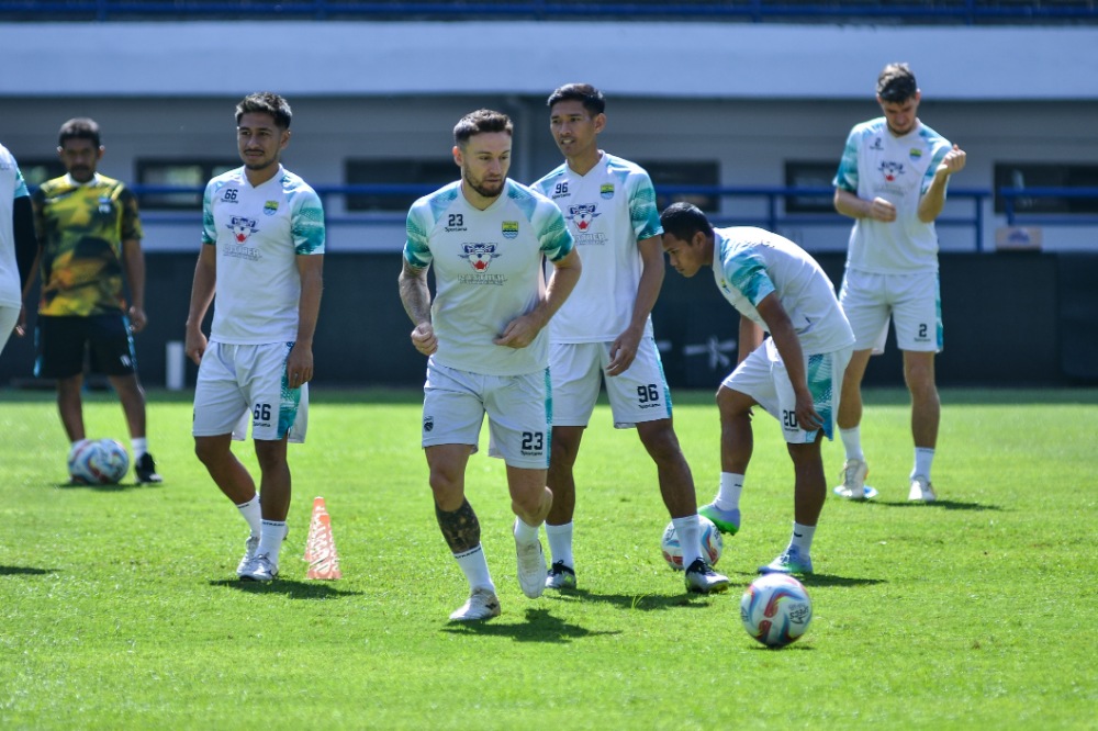 Persib Bandung mampu menggapai papan atas