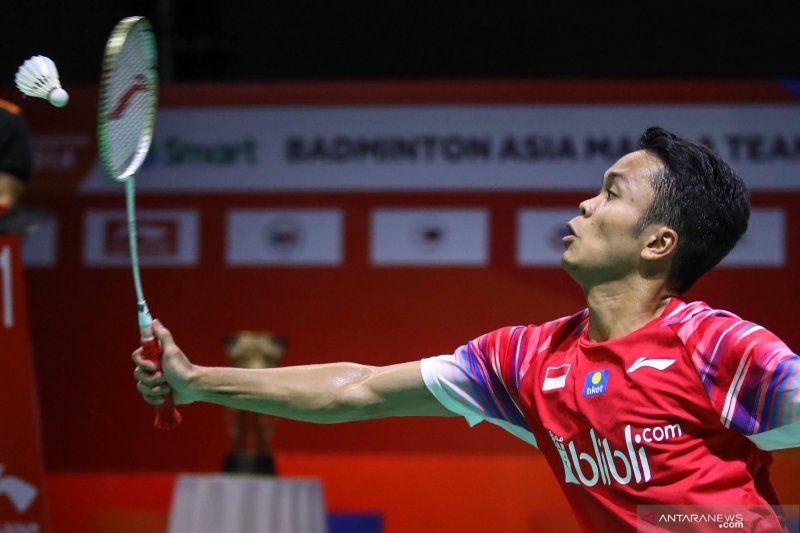 dok/Anthony Sinisuka Ginting saat tampil menghadapi Lee Zii Jia dari Malaysia dalam babak final Badminton Asia Team Championships (BATC) 2020 di Rizal Memorial Coliseum, Manila, Filipina, Minggu (16/2/2020). ANTARA FOTO/HUMAS PBSI/Nafi/APP/foc.