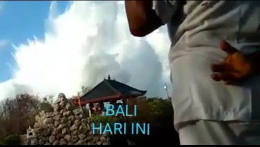 Awas Gelombang Laut  Bisa Capai Lima Meter