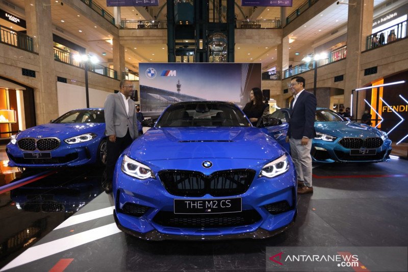 MW Exhibition at Plaza Senayan, Jumat (20/11/2020). (ANTARA/BMW Group Indonesia)

