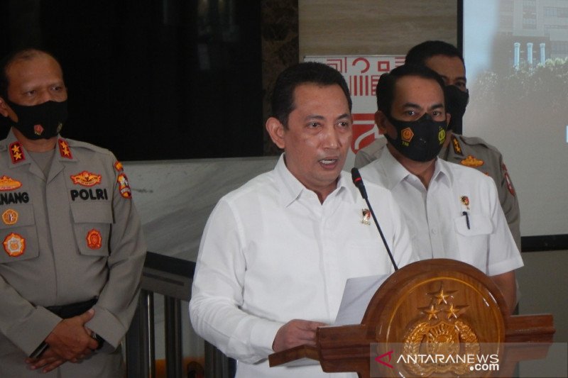 Kabareskrim Polri Komjen Pol Listyo Sigit Prabowo (tengah). (ANTARA/ Anita Permata Dewi)