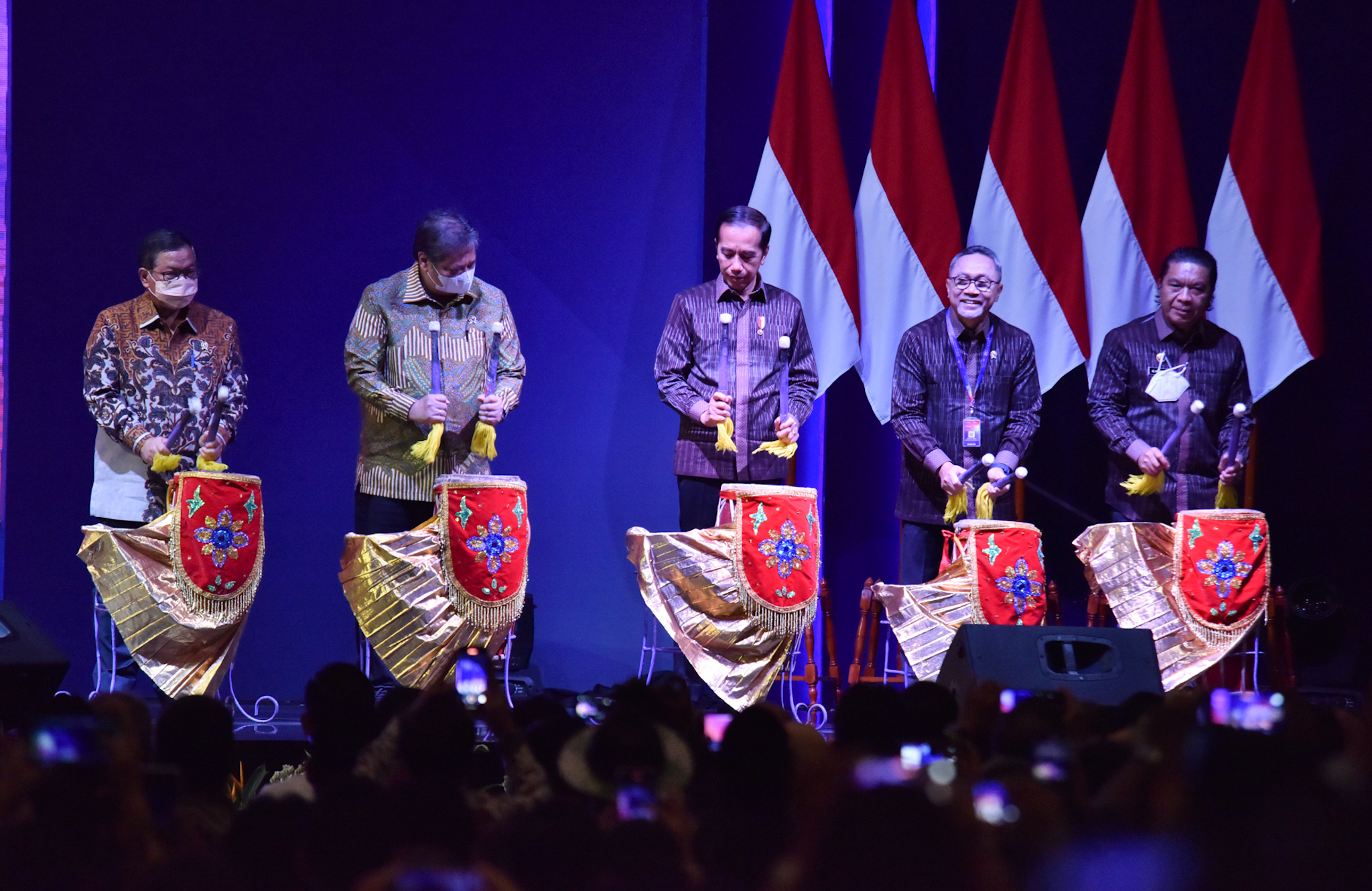 Presiden Jokowi membuka acara TEI ke-37 di ICE, BSD City, Tangerang, Banten, Rabu (19/10/2022). (Foto: Humas Setkab/Jay)
