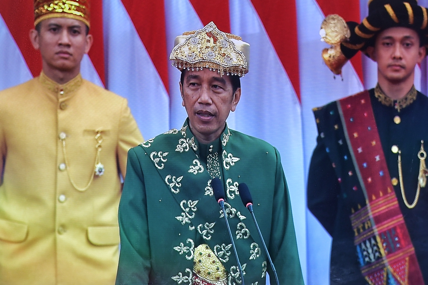 Presiden Joko Widodo menyampaikan lima agenda besar nasional dalam Sidang Tahunan MPR RI dan Sidang Bersama DPR RI dan DPD RI Tahun 2022 di Ruang Rapat Paripurna, Gedung Nusantara MPR/DPR/DPD RI, Jakarta, pada Selasa, 16 Agustus 2022. Foto: BPMI Setpres/M