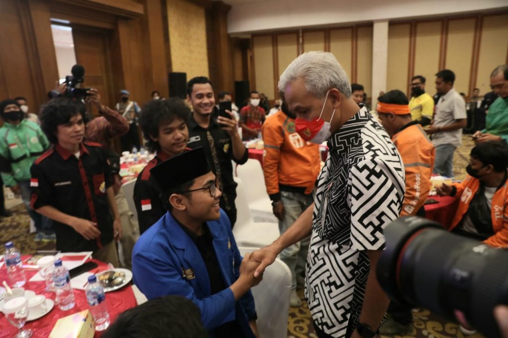 Ganjar, saat hadir dalam Diskusi Panel Dinamika dan Strategi Menghadapi Dampak Pengalihan Subsidi BBM, di Hotel Patra Jasa, Selasa (27/9/2022).