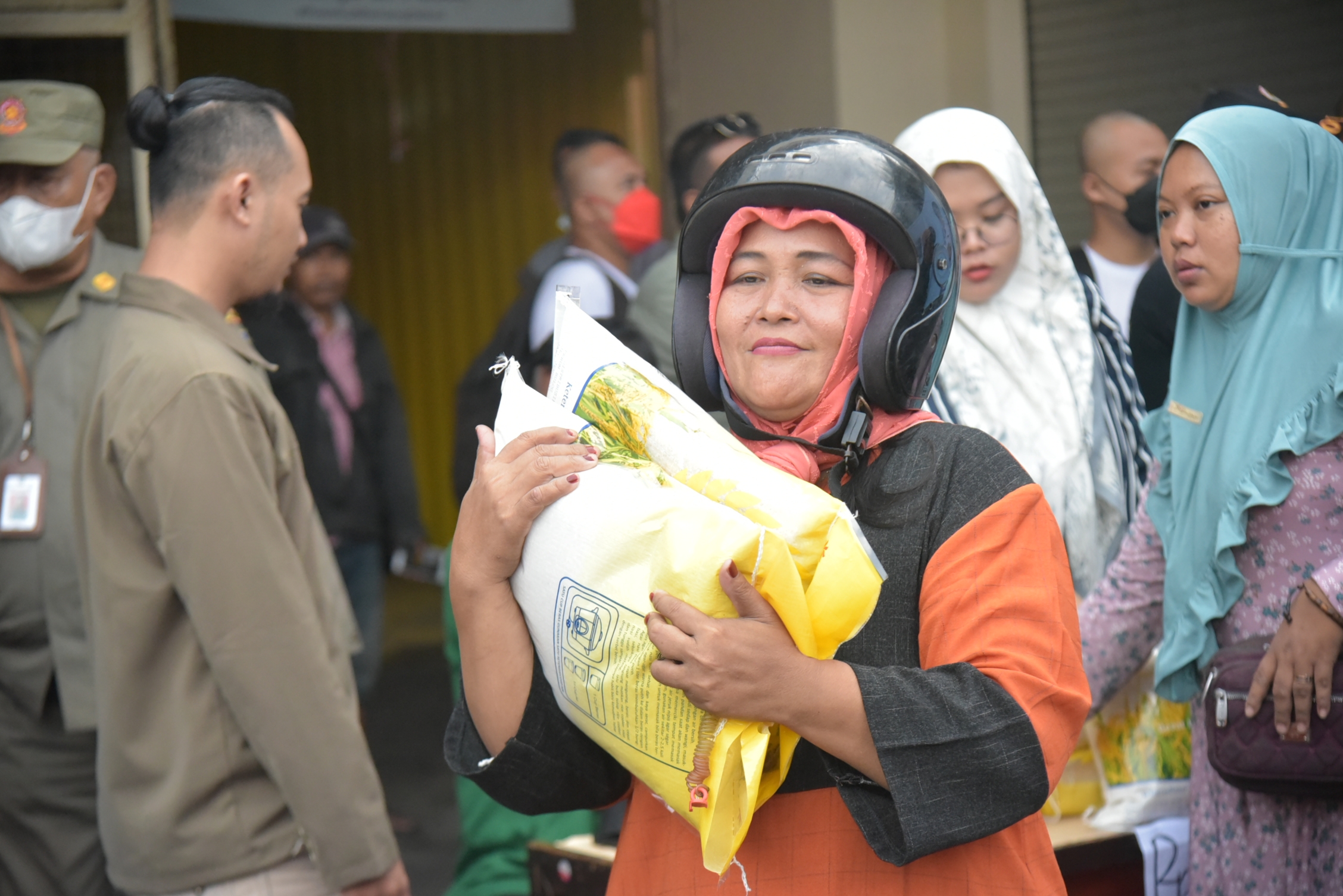 Tekan Inflasi Bahan Pokok, Wali Kota Eri Cahyadi Siapkan Bazar Ramadan